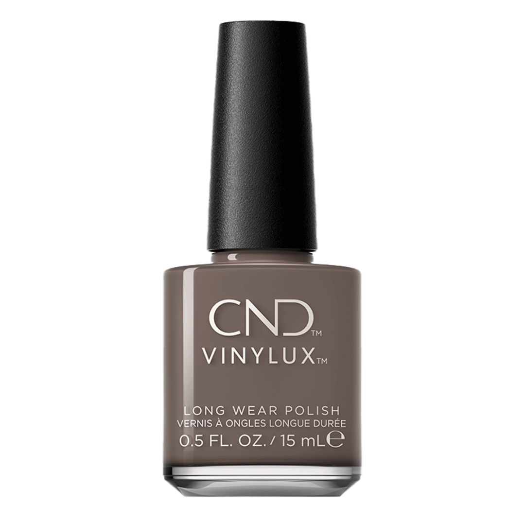 CND Above My Pay Gray-ed - Vinylux #429 i en flaske