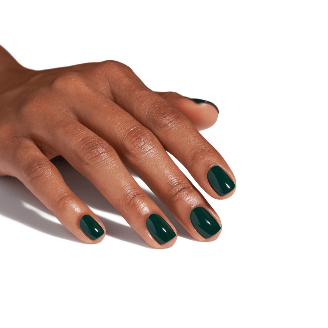 CND Vinylux Aura #314 – Militærgrøn nuance close-up