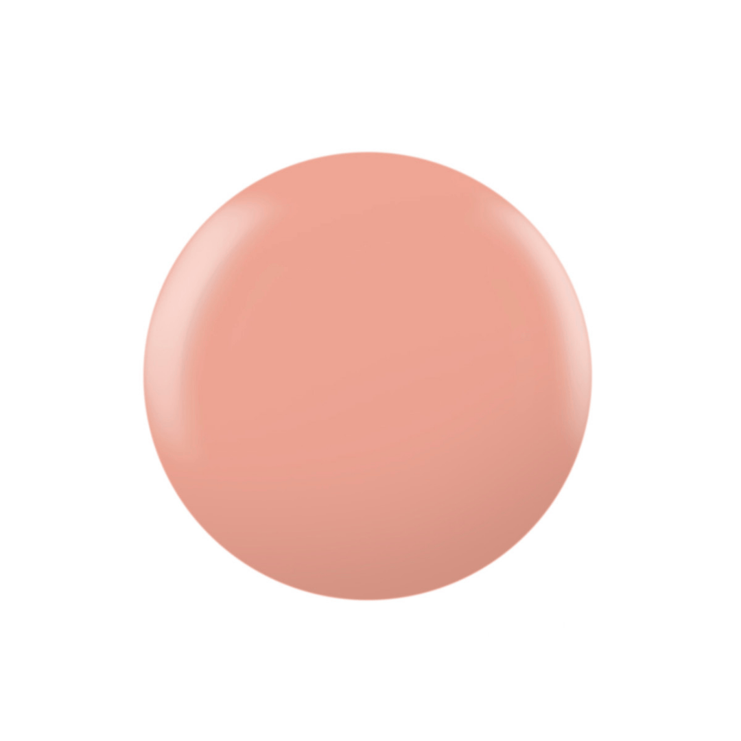 CND Vinylux Baby Smile #325 – Varm beige nude neglelak close-up