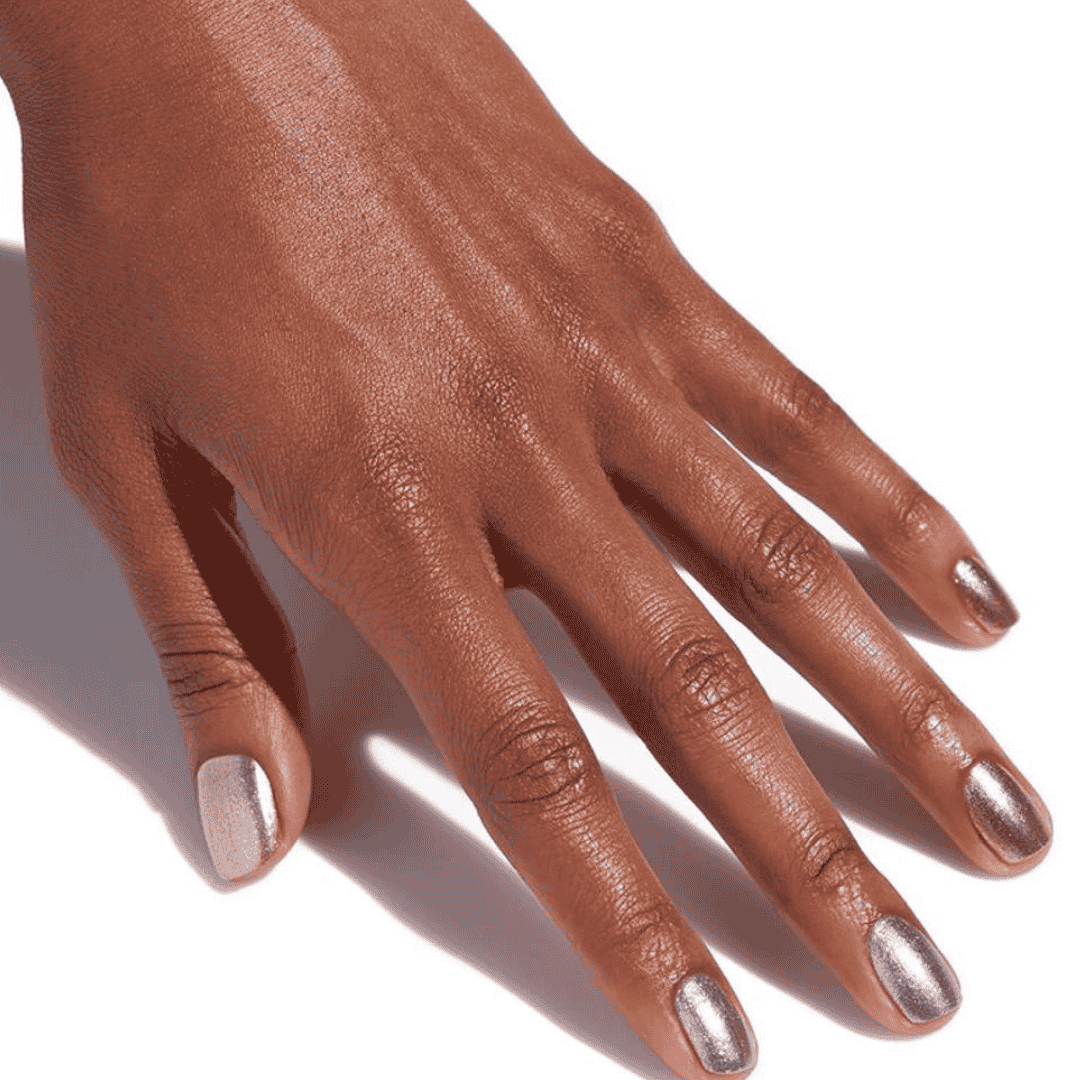 CND Vinylux Bellini – Lys gylden bronze neglelak i lys