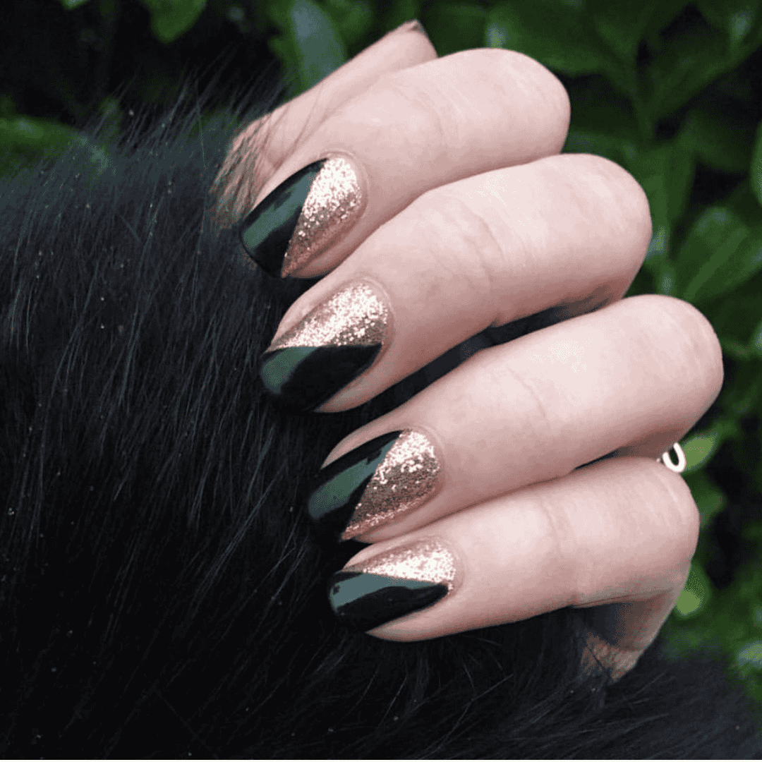 CND™ Black Pool - Vinylux 105 - Bodylux