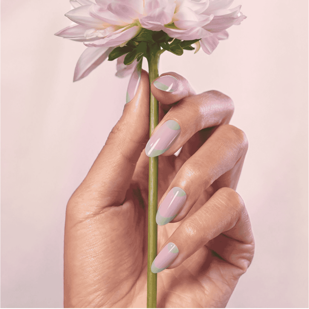 CND Vinylux Magical Topiary #351 – Mintgrøn lak med pensel