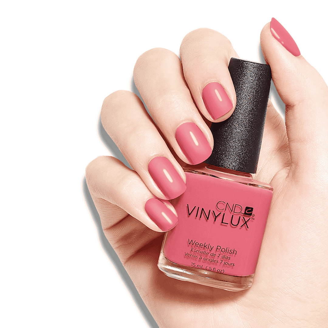 CND Vinylux Rose Bud #266 – Afdæmpet rød neglelak på negle