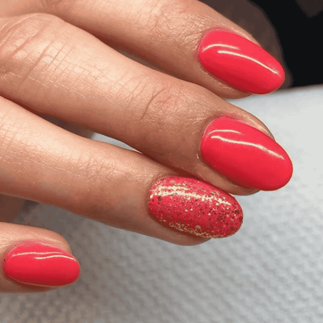 CND Vinylux Tropix #154 – Koralorange nuance close-up