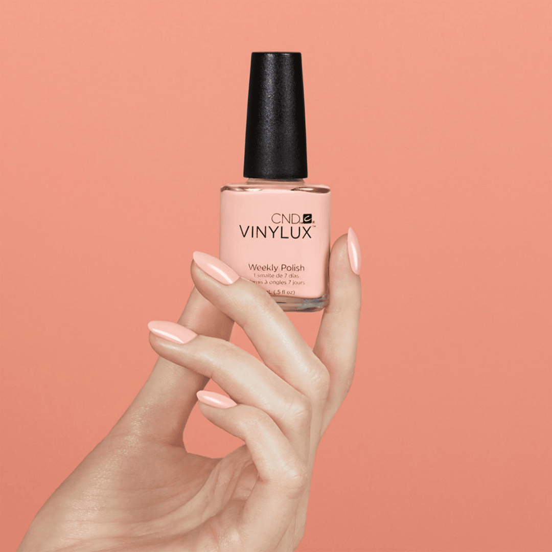 CND Vinylux Unmasked #269 – Nude nuance close-up