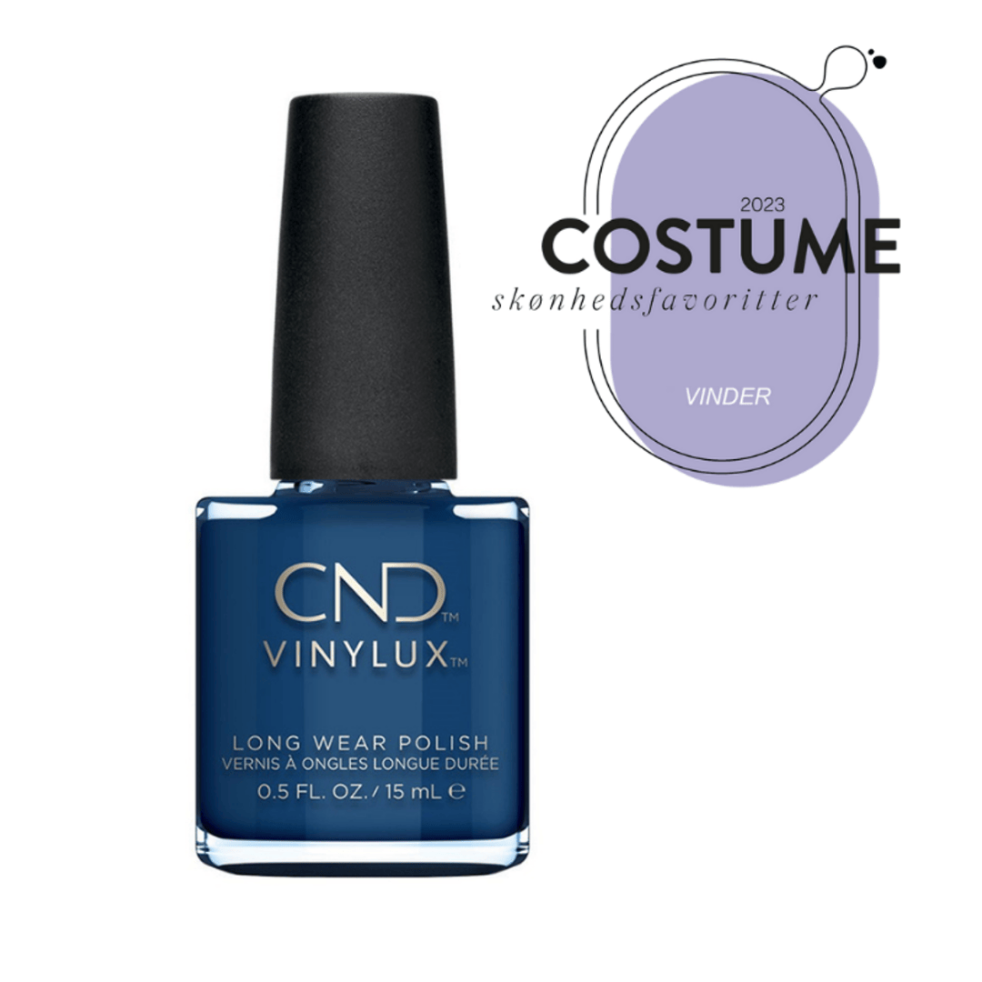 CND Vinylux Winter Nights #257 – Dyb blå neglelak på flaske