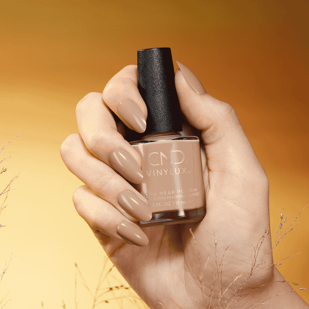 CND Vinylux Wrapped In Linen #384 – Neutral neglelak med pensel