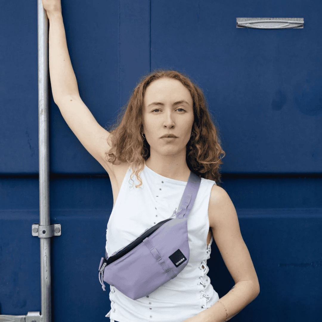 Kintobe Blaze Concrete Lilac crossbody taske