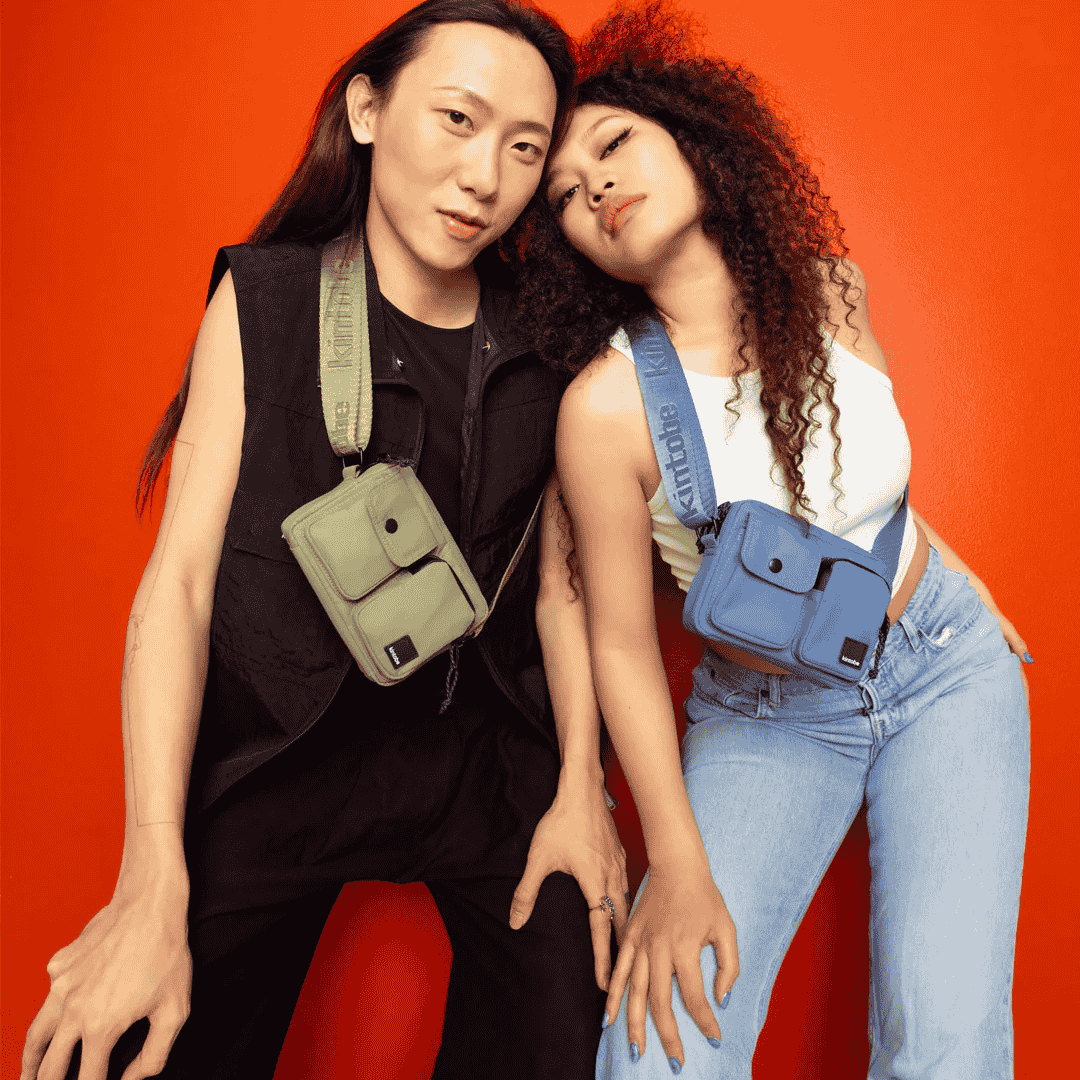 Kintobe Mini Miles Black taske set forfra