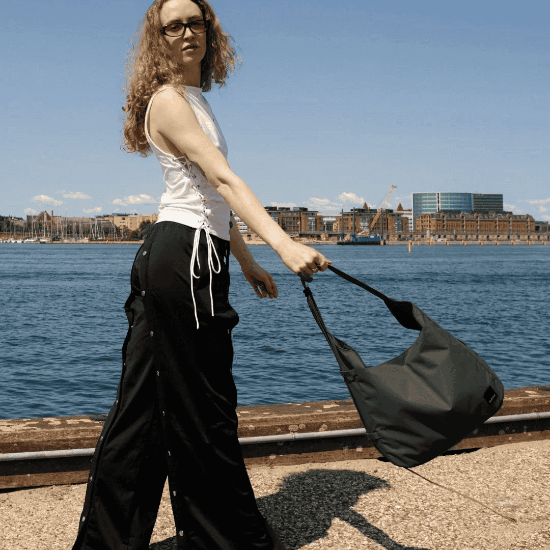 Kintobe Toby Zen Green taske med justerbar skulderrem