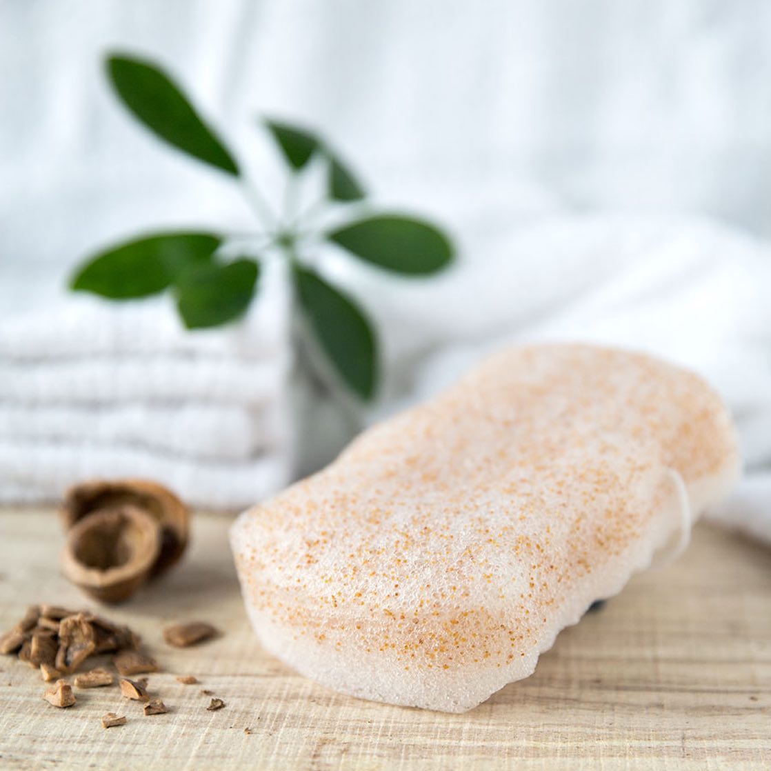 Organic Konjac Svamp Body - Walnut Shell/Pure - Bodylux