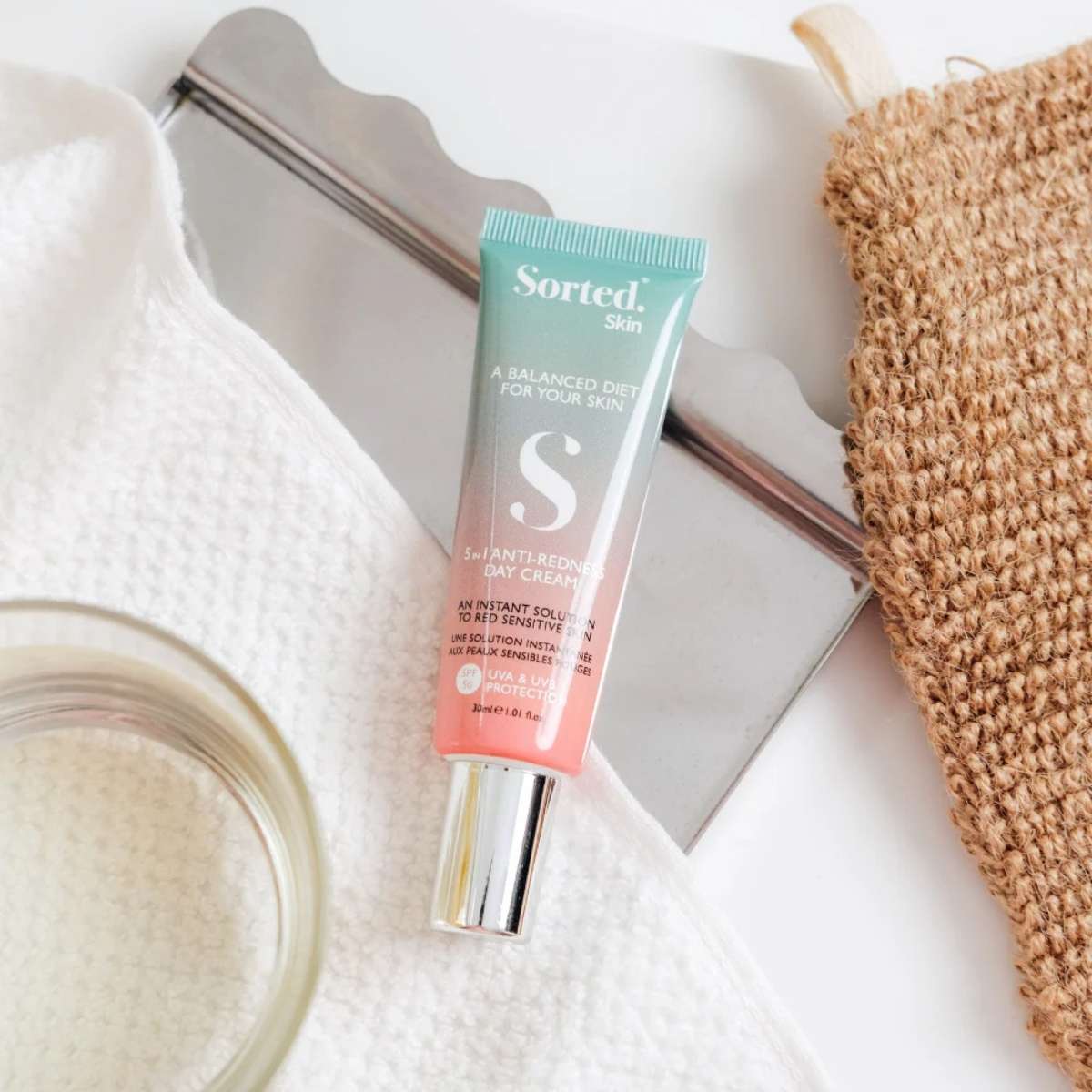 Sorted Skin 5 in 1 Anti - Redness Day Cream SPF50 - Bodylux
