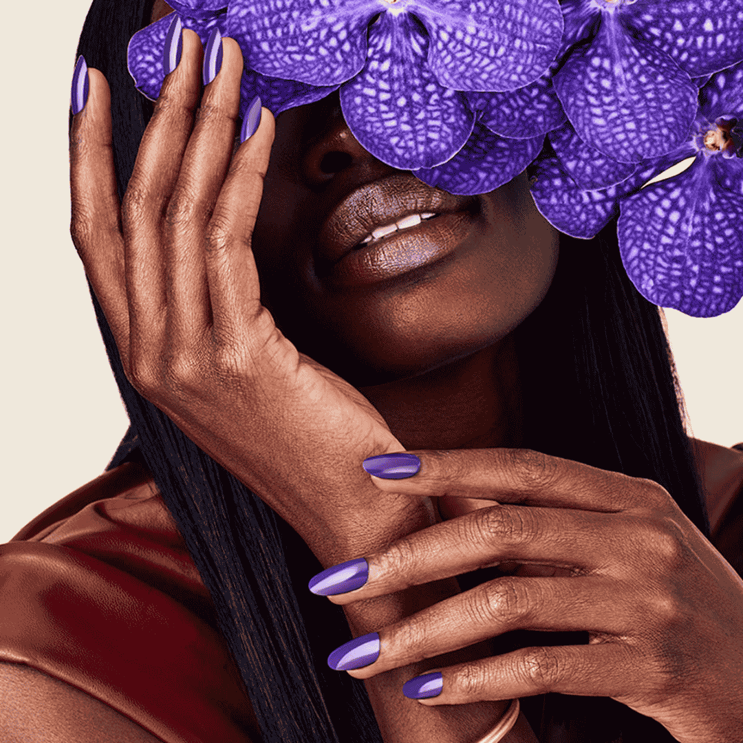 CND Vinylux Absolutely Radishing #410 – Dyb royal lilla neglelak på negle