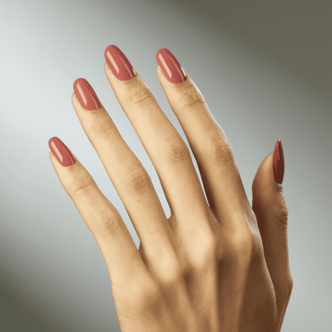 CND Vinylux Mauve-Morphosis #475 – Lys lerbrun neglelak på negle