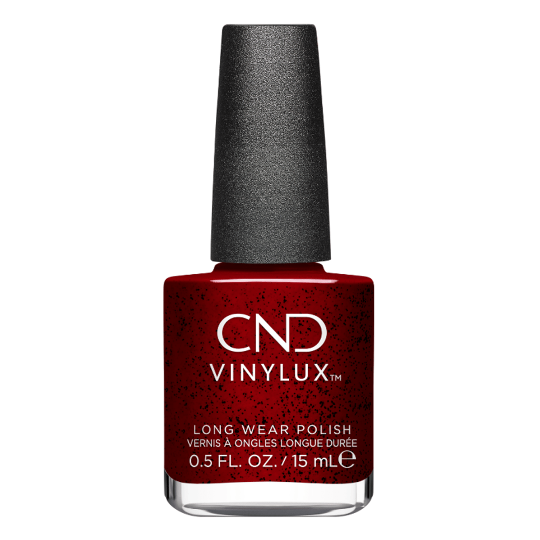 CND Vinylux Needles & Red #453 – Vampyrrød neglelak på flaske